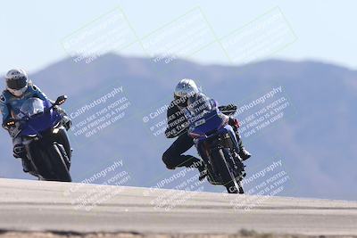 media/Oct-30-2025-Racers Edge (Thu) [[dabbdaf680]]/3-B Group/Session 4 Turn 9/